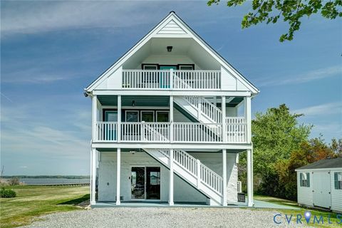 Tiny photo for 3544 Grandview Drive, Dunnsville, VA 22454 (MLS # 2610087)