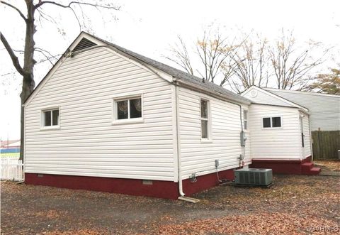 A home in Colonial Heights