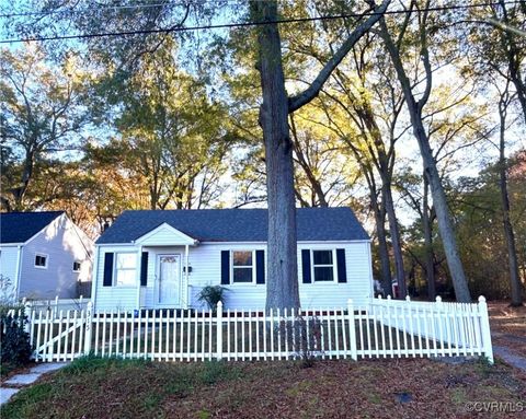 A home in Colonial Heights