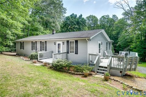 Photo of 12234 Harris Town Lane, Rockville, VA 23146 (MLS # 2615098)