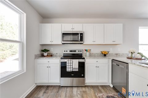 Tiny photo for 101 Our Way Drive, Kilmarnock, VA 22482 (MLS # 2601700)