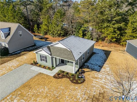 Tiny photo for 101 Our Way Drive, Kilmarnock, VA 22482 (MLS # 2601700)