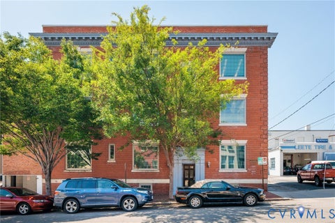Tiny photo for 16 S 2nd Street, Richmond, VA 23219 (MLS # 2625638)