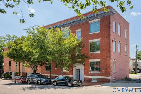Tiny photo for 16 S 2nd Street, Richmond, VA 23219 (MLS # 2625638)
