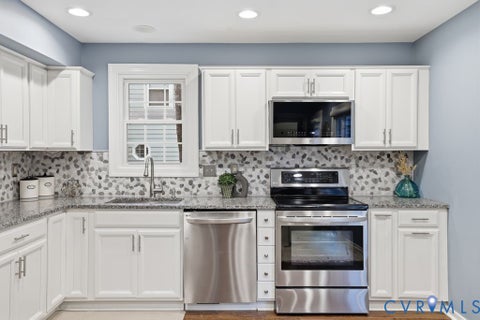 Tiny photo for 9612 Kingscroft Drive, Glen Allen, VA 23060 (MLS # 2624713)