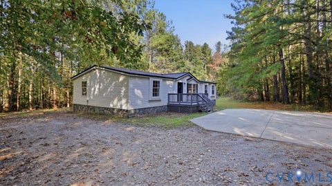 Tiny photo for 75 Claybank Road, Cumberland, VA 23040 (MLS # 2629269)