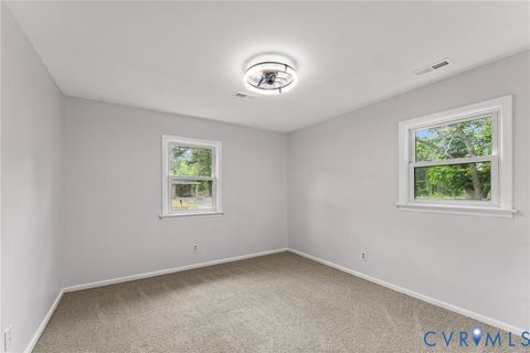 Tiny photo for 400 Easter Street, Emporia, VA 23847 (MLS # 2613226)
