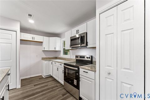 Tiny photo for 400 Easter Street, Emporia, VA 23847 (MLS # 2613226)