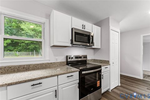 Tiny photo for 400 Easter Street, Emporia, VA 23847 (MLS # 2613226)