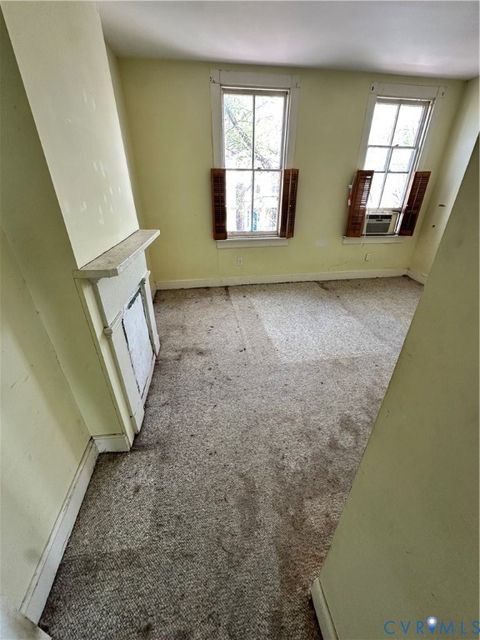 Tiny photo for 322 S Laurel Street, Richmond, VA 23220 (MLS # 2608237)