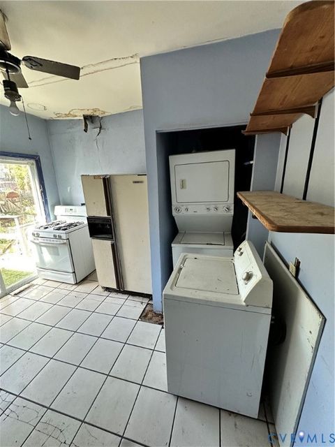 Tiny photo for 322 S Laurel Street, Richmond, VA 23220 (MLS # 2608237)