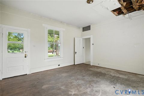 Tiny photo for 455 Railroad Avenue, Keysville, VA 23947 (MLS # 2617203)