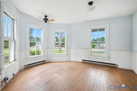 Tiny photo for 455 Railroad Avenue, Keysville, VA 23947 (MLS # 2617203)
