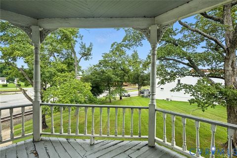 Tiny photo for 455 Railroad Avenue, Keysville, VA 23947 (MLS # 2617203)