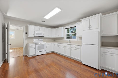 Tiny photo for 303 Prince Albert Avenue, Colonial Heights, VA 23834 (MLS # 2629036)
