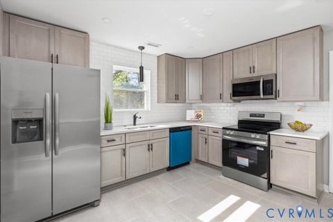 Tiny photo for 713 Arizona Place, Richmond, VA 23224 (MLS # 2626657)