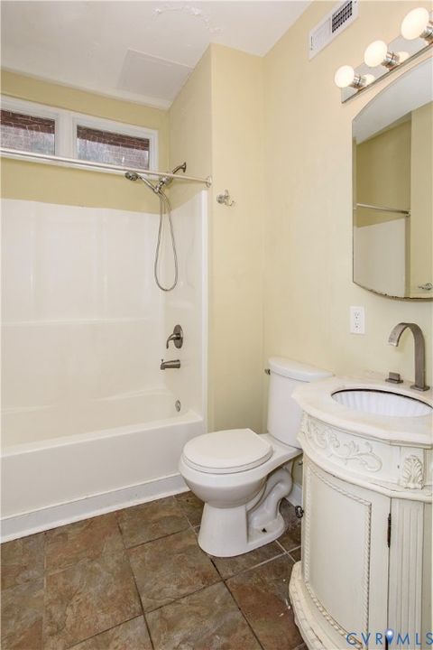 Tiny photo for 1012 W Franklin Street, Richmond, VA 23220 (MLS # 2525661)