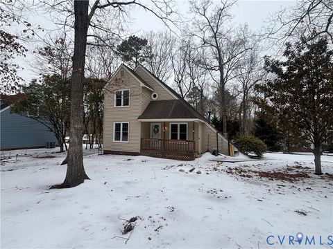 Photo of 8600 Sunset Knoll Road, North Chesterfield, VA 23237 (MLS # 2602747)