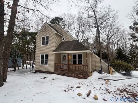 Tiny photo for 8600 Sunset Knoll Road, North Chesterfield, VA 23237 (MLS # 2602747)