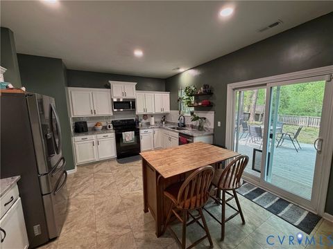 Tiny photo for 6414 Wet Marsh Court, Suffolk, VA 23435 (MLS # 2612927)