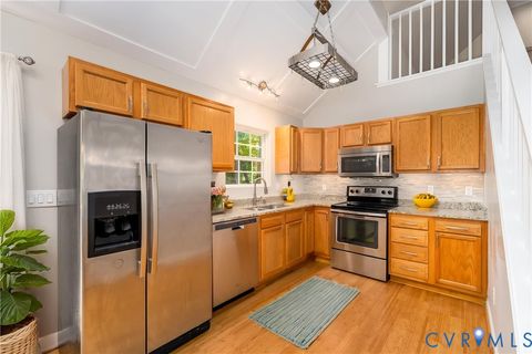 Tiny photo for 694 Jefferson Drive, Palmyra, VA 22963 (MLS # 2612710)