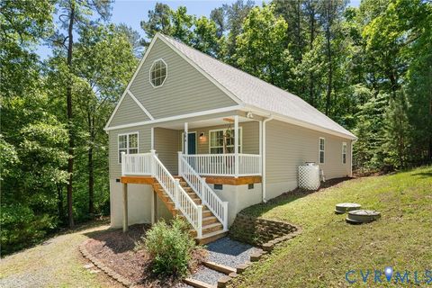 Tiny photo for 694 Jefferson Drive, Palmyra, VA 22963 (MLS # 2612710)