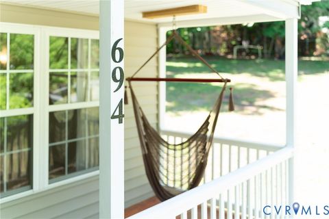Tiny photo for 694 Jefferson Drive, Palmyra, VA 22963 (MLS # 2612710)