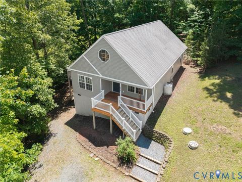 Tiny photo for 694 Jefferson Drive, Palmyra, VA 22963 (MLS # 2612710)