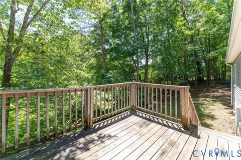 Tiny photo for 694 Jefferson Drive, Palmyra, VA 22963 (MLS # 2612710)