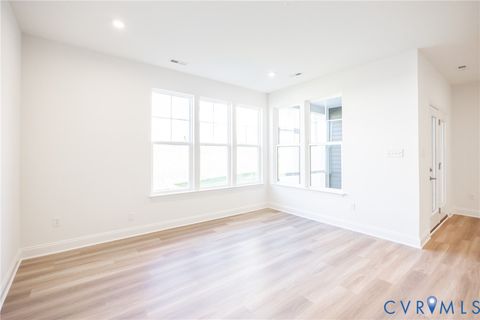 Tiny photo for 18740 Palisades Cove Trail, Moseley, VA 23120 (MLS # 2610169)