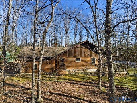 Tiny photo for 17172 English Walnut Road, Beaverdam, VA 23015 (MLS # 2602549)