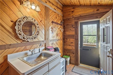 Tiny photo for 17172 English Walnut Road, Beaverdam, VA 23015 (MLS # 2602549)