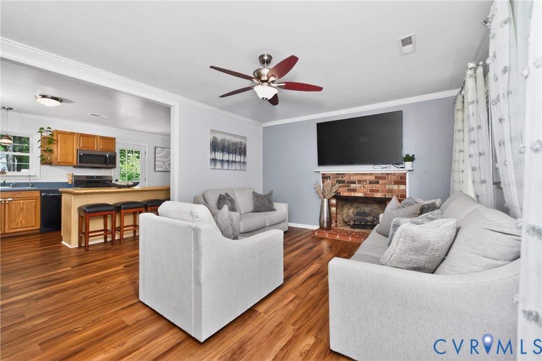 5201 Andradell Lane