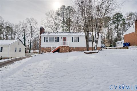 Photo of 11201 Puckett Place, Midlothian, VA 23112 (MLS # 2533144)