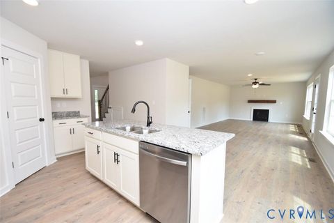 Tiny photo for 3490 Courthouse Road, Palmyra, VA 22963 (MLS # 2612392)
