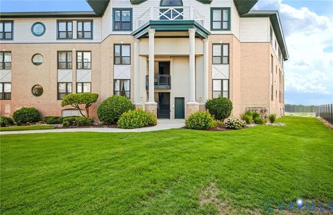 Photo of 3244 Page Avenue #304, Virginia Beach, VA 23451 (MLS # 2618554)