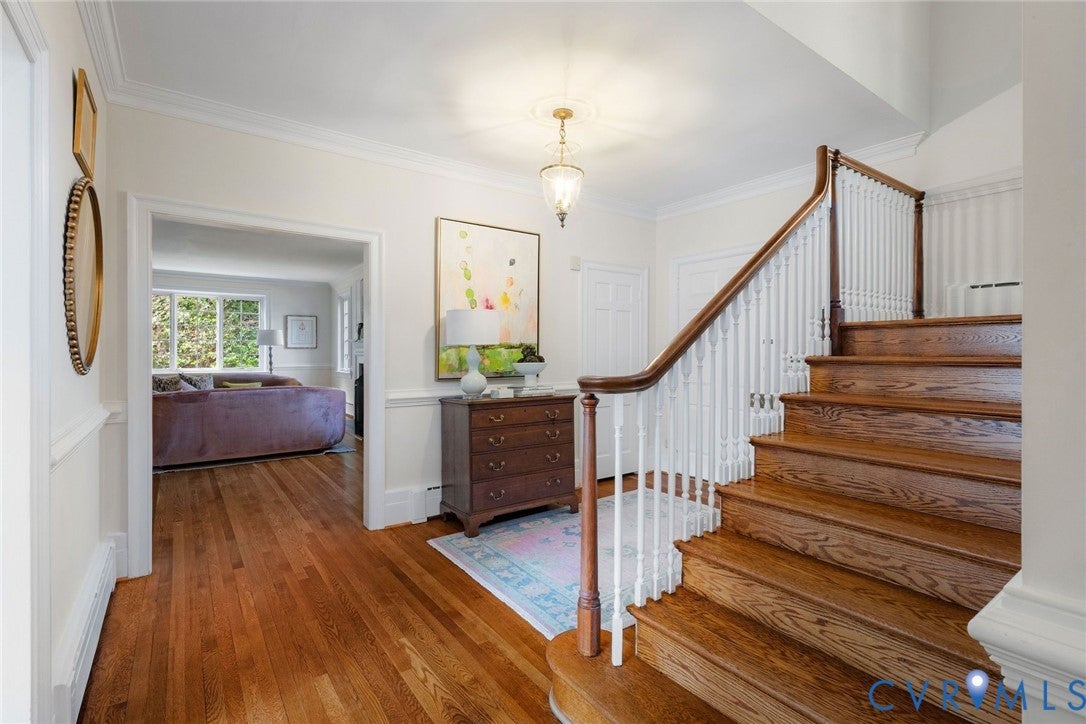 23 Ampthill Road