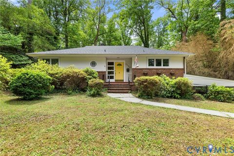 Photo of 1730 Arch Street, Petersburg, VA 23805 (MLS # 2611271)