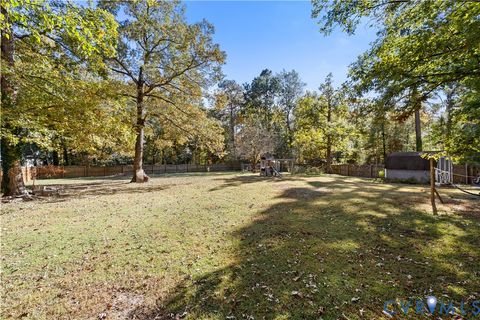 Tiny photo for 2311 Maywood ST St, North Chesterfield, VA 23237 (MLS # 2530010)
