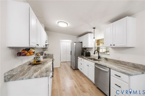 Tiny photo for 2311 Maywood ST St, North Chesterfield, VA 23237 (MLS # 2530010)