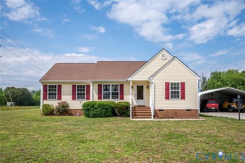 Photo of 5280 W Quaker Road, Disputanta, VA 23842 (MLS # 2613214)
