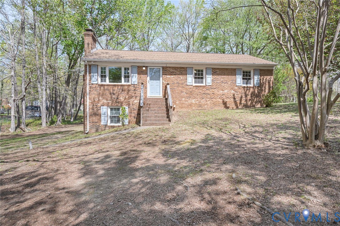 Photo 1 of 25 — 1624 Chippewa Lane, Powhatan, VA 23139