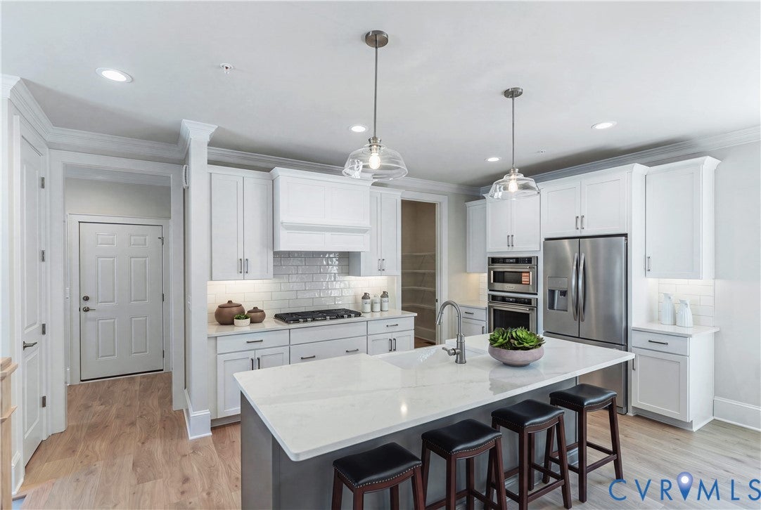 3928 Lantern View Place
