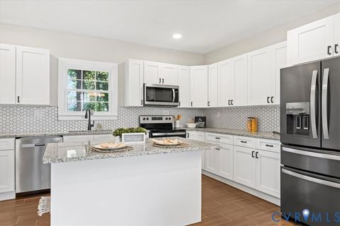 Tiny photo for 223 Franklin Street, Petersburg, VA 23803 (MLS # 2616043)