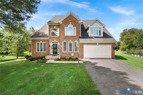 Photo of 13904 Leeton Circle, Chantilly, VA 20151 (MLS # 2622756)
