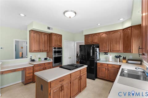 Tiny photo for 13904 Leeton Circle, Chantilly, VA 20151 (MLS # 2622756)