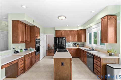 Tiny photo for 13904 Leeton Circle, Chantilly, VA 20151 (MLS # 2622756)