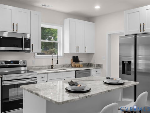 Tiny photo for 314 Brown Avenue, Hopewell, VA 23860 (MLS # 2627220)