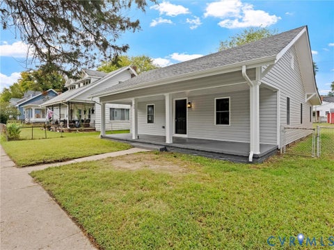 Tiny photo for 314 Brown Avenue, Hopewell, VA 23860 (MLS # 2627220)
