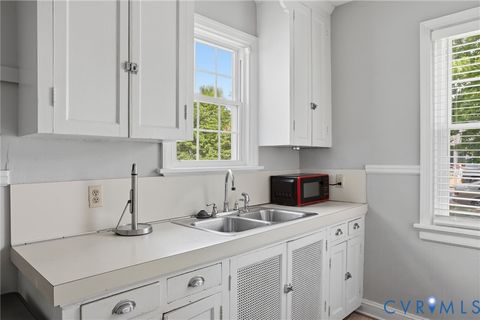 Tiny photo for 4611 Hanover Avenue, Richmond, VA 23226 (MLS # 2609088)